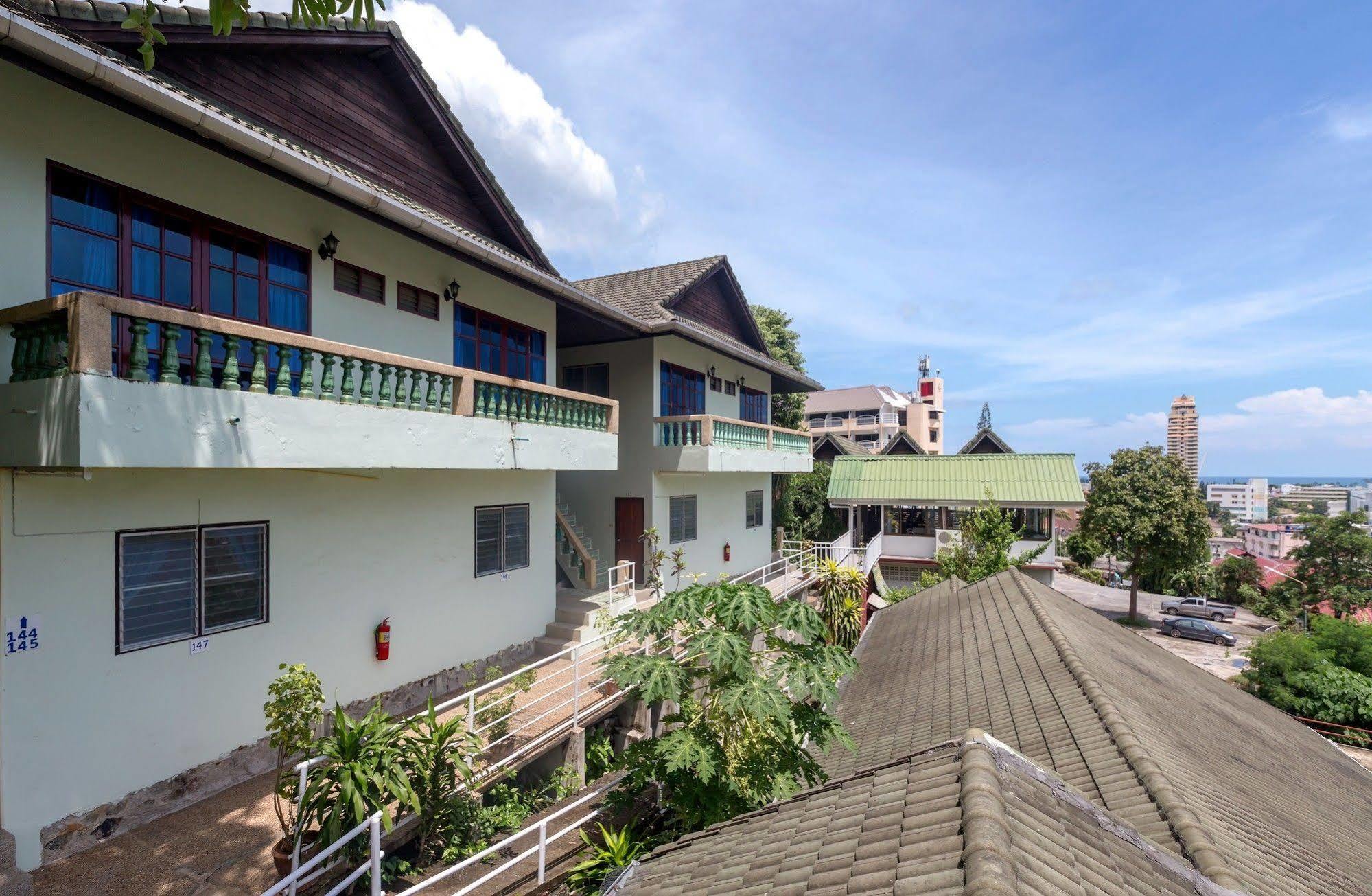 Royal Crown Hotel & Palm Spa Resort Patong Екстериор снимка