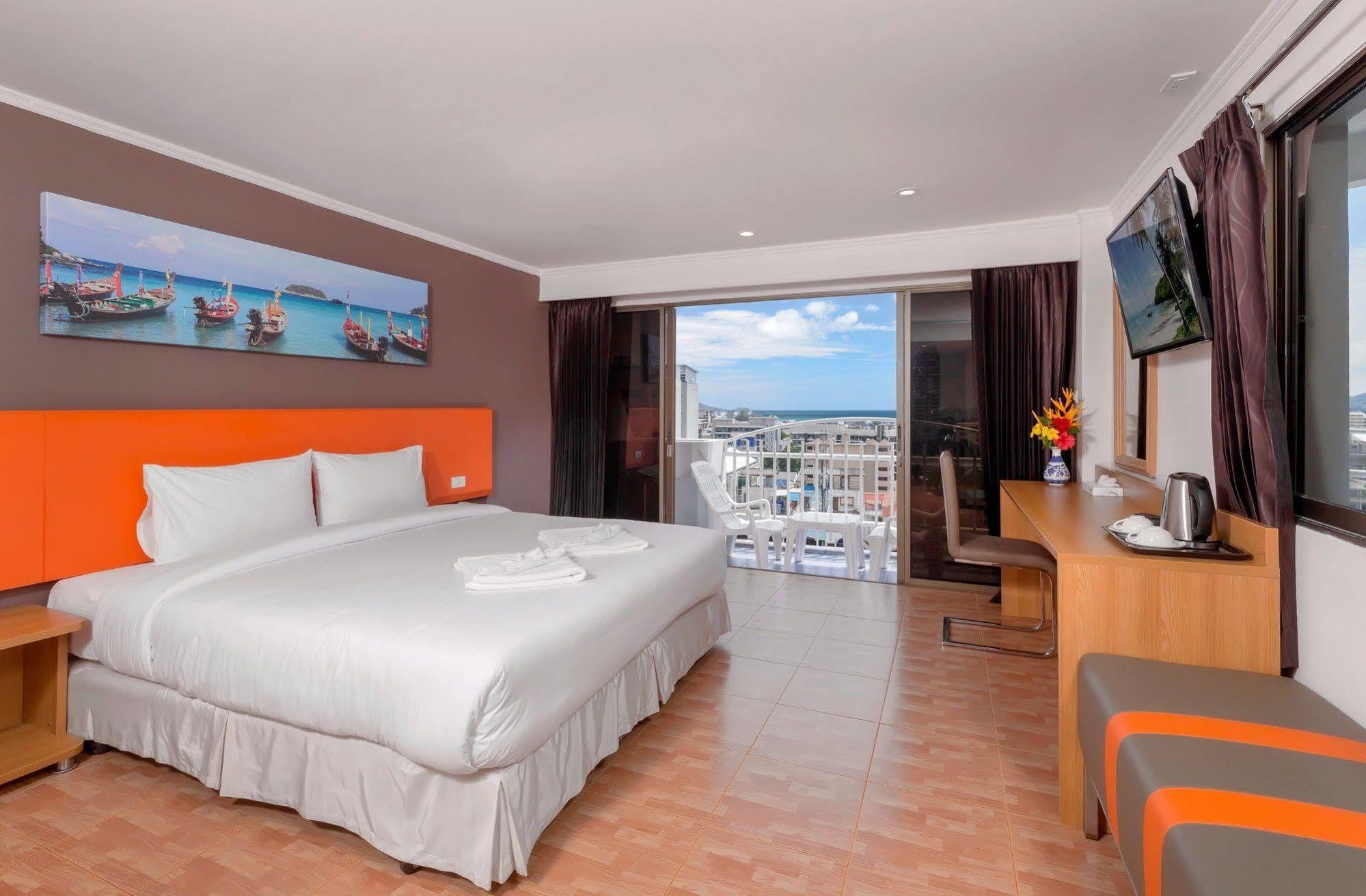 Royal Crown Hotel & Palm Spa Resort Patong Екстериор снимка