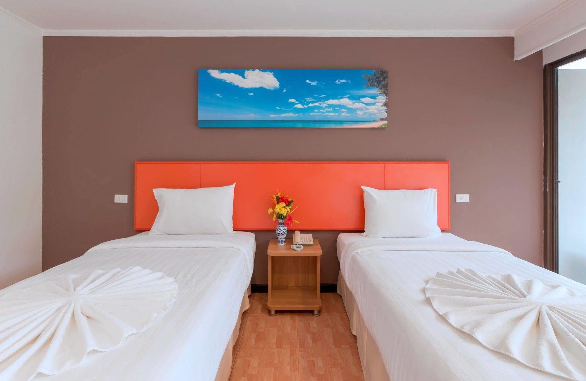 Royal Crown Hotel & Palm Spa Resort Patong Екстериор снимка